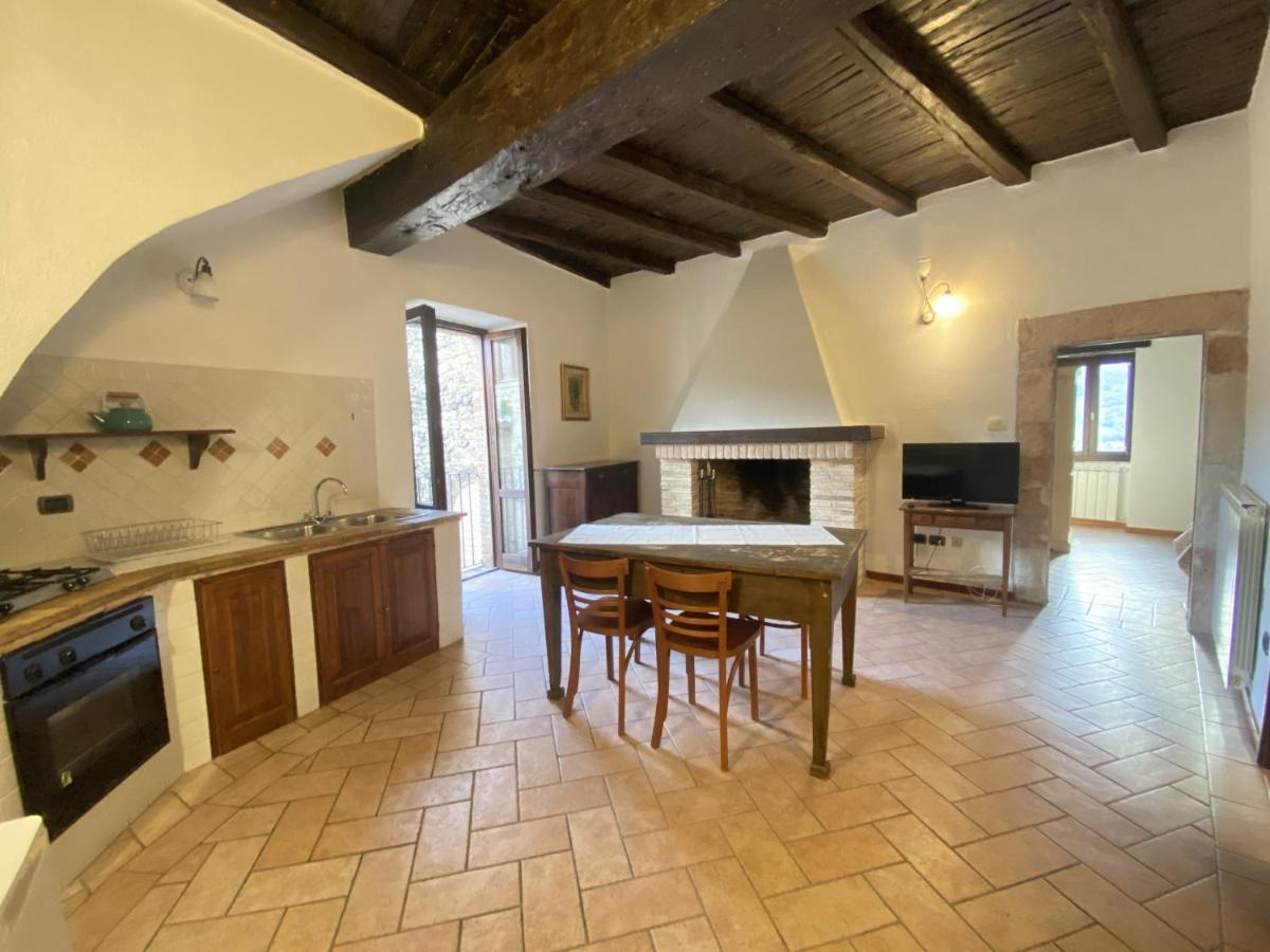 Borgo San Valentino Aparthotel Arrone Exterior foto