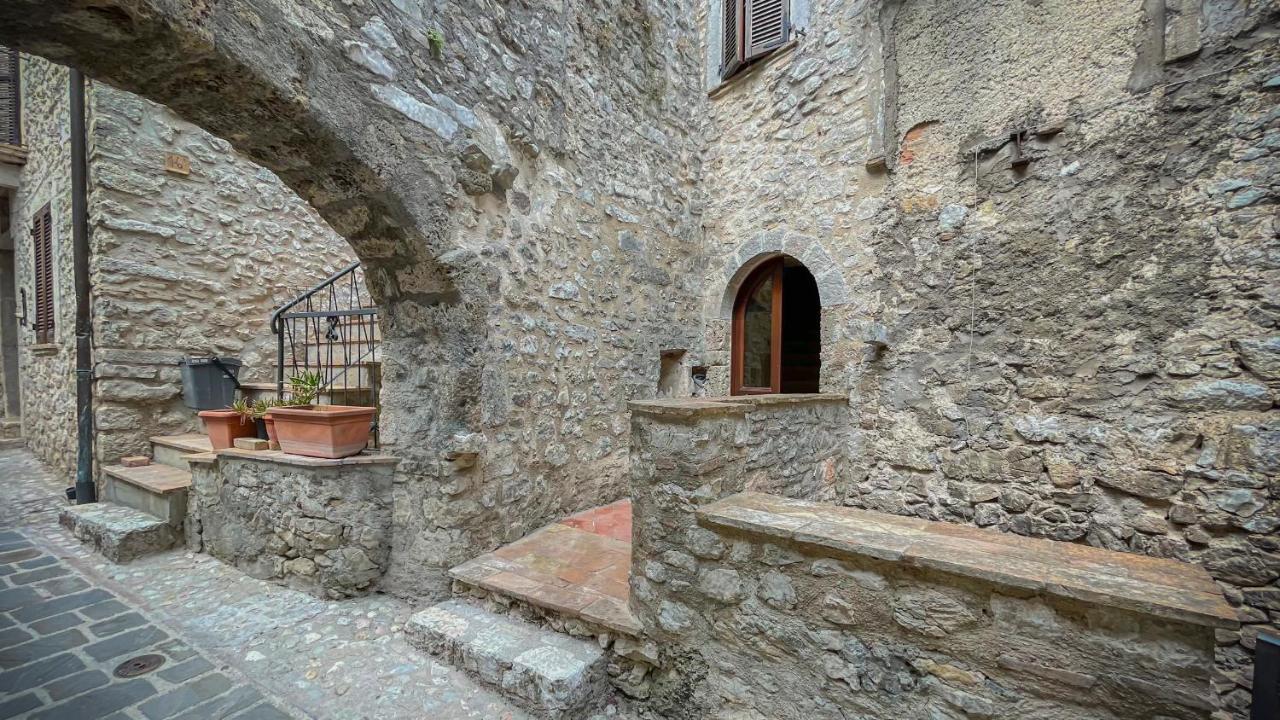 Borgo San Valentino Aparthotel Arrone Exterior foto