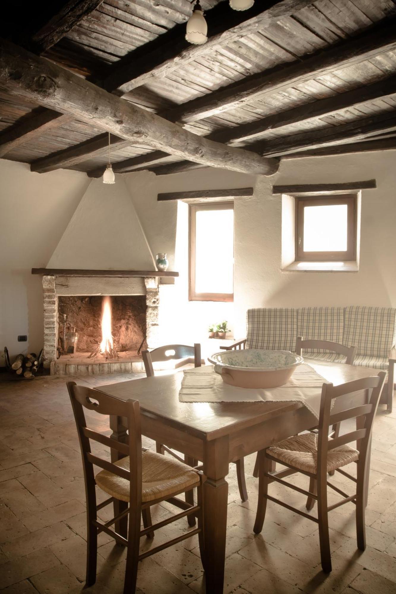 Borgo San Valentino Aparthotel Arrone Exterior foto